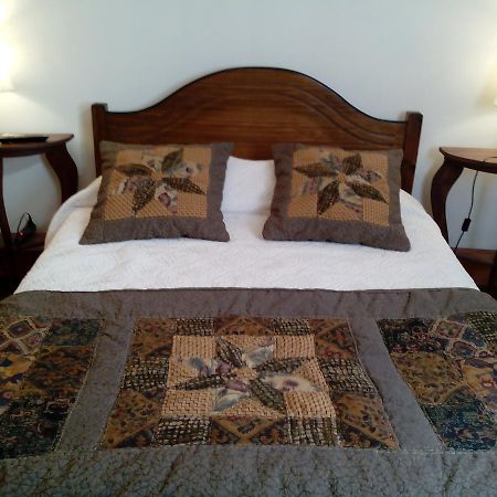 Alojamiento Alberto Magno Bed & Breakfast Сантяго Екстериор снимка